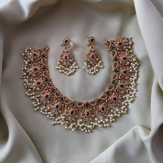 Radiant Rounds Moti Choker Necklace